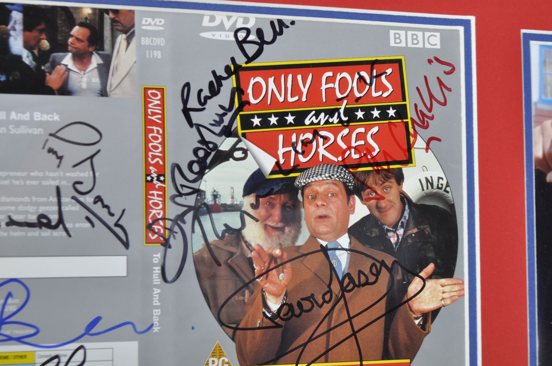 ONLY FOOLS & HORSES - TO HULL AND BACK - FULL CAST AUTOGRAPHS - Image 5 of 6