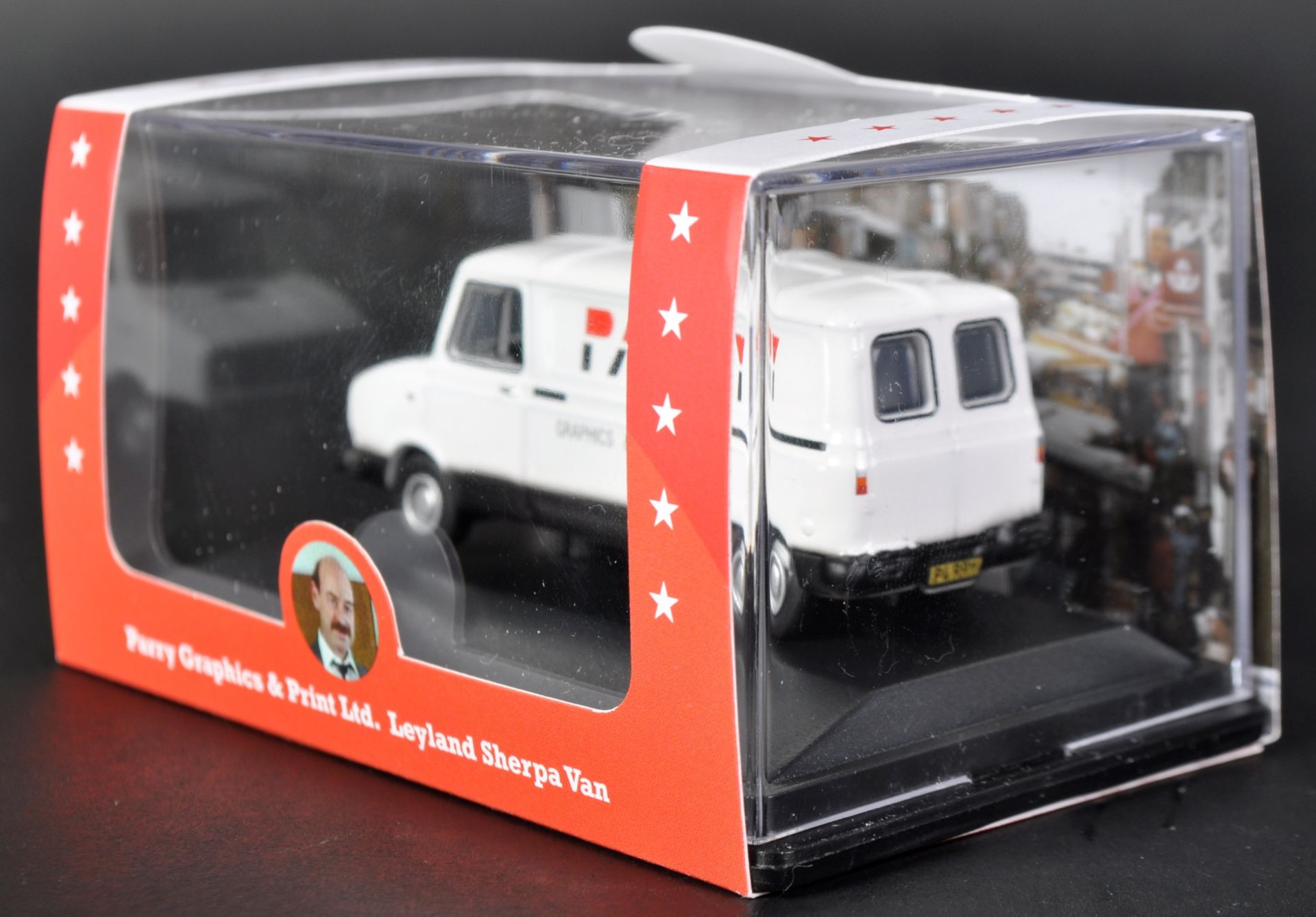 ONLY FOOLS & HORSES - ALAN PARRY - DENIS LILL SIGNED DIECAST MODEL - Image 3 of 5