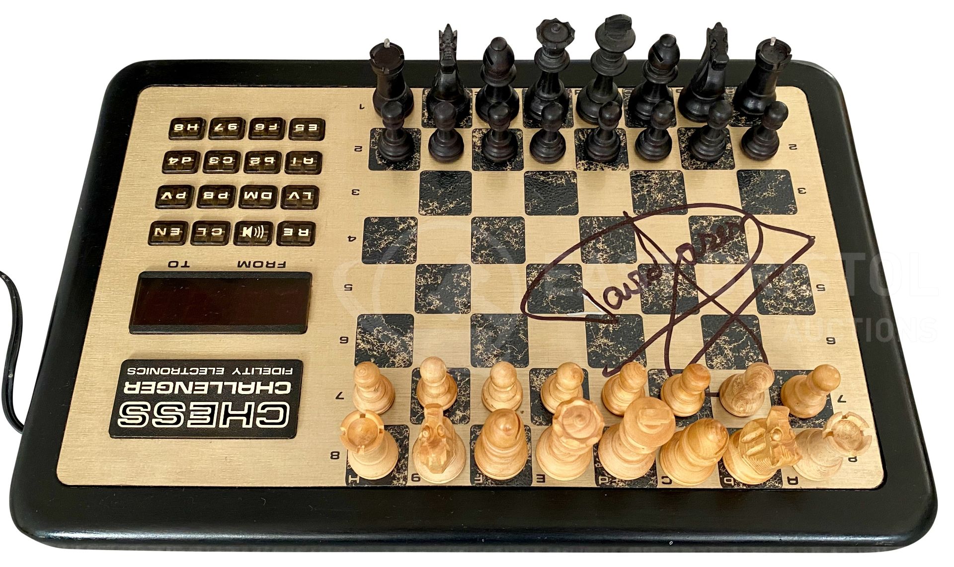 ONLY FOOLS & HORSES - SIR DAVID JASON SIGNED TALKING CHESS GAME - Image 6 of 8