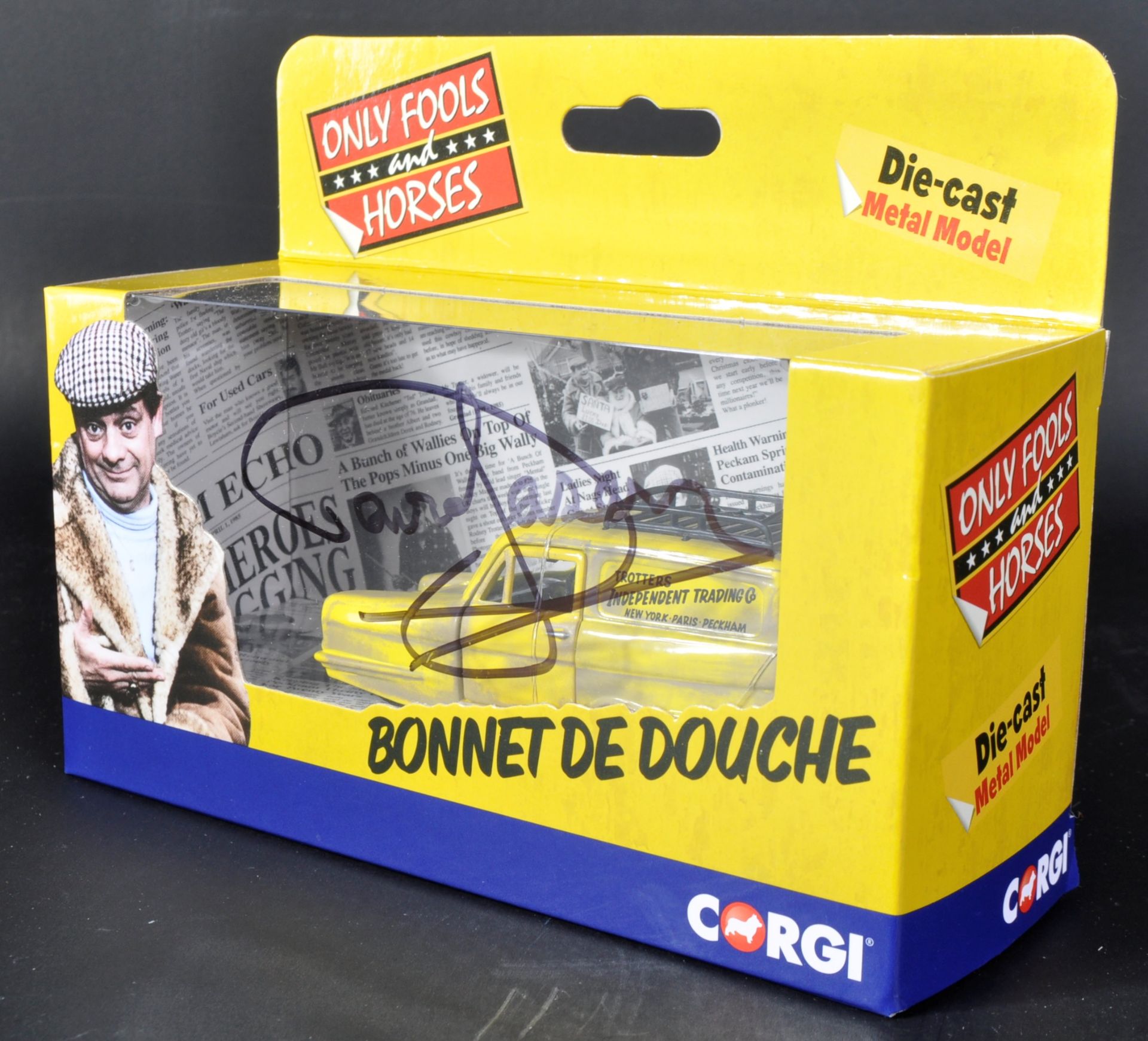 ONLY FOOLS & HORSES - DAVID JASON SIGNED CORGI RELIANT REGAL MODEL - Image 3 of 5