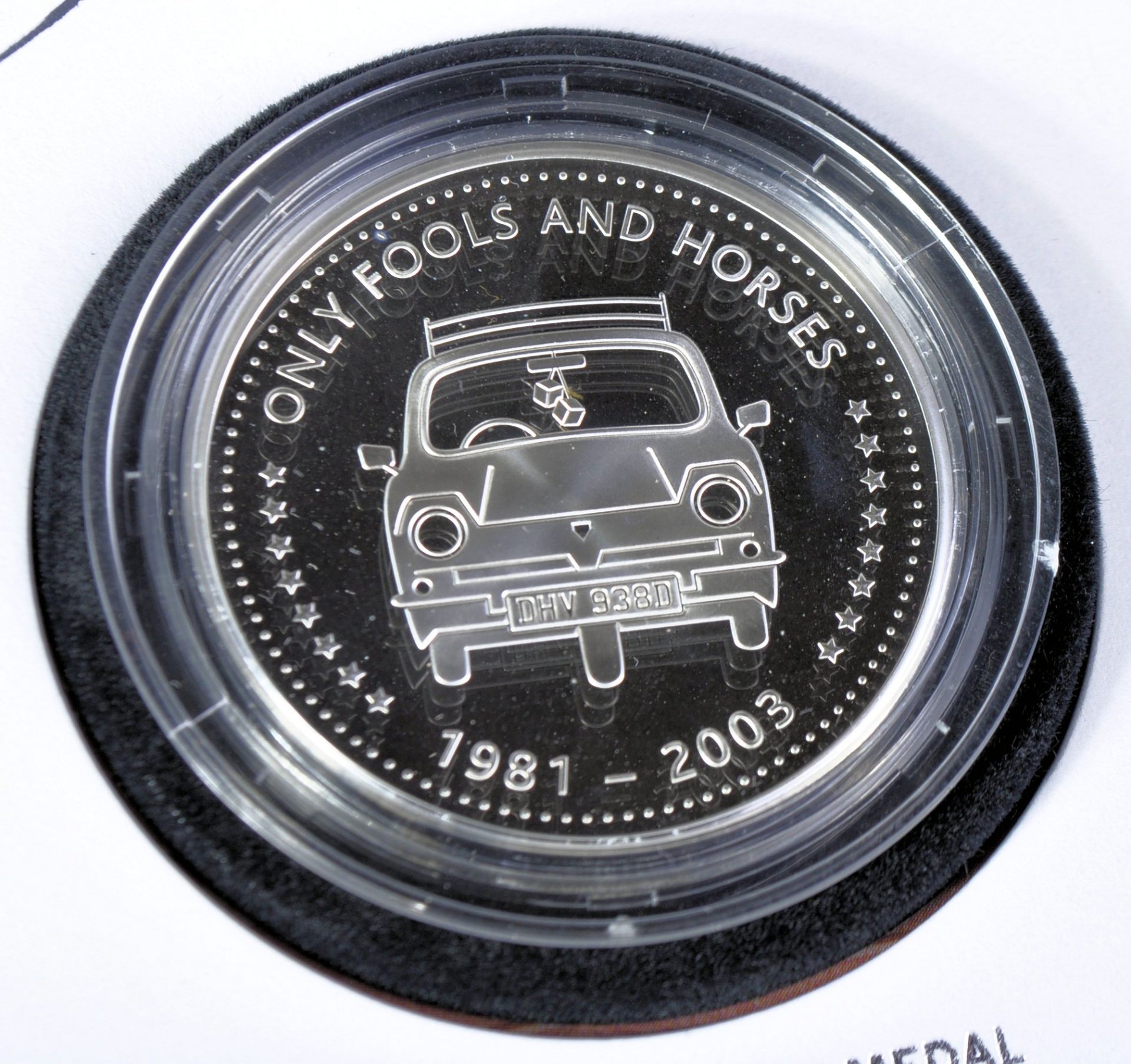 ONLY FOOLS & HORSES - ROYAL MAIL - DAVID JASON SIGNED PROOF COIN - Image 3 of 7