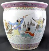 EARLY 20TH CENTURY LARGE CHINESE PORCELAIN JARDINIERE