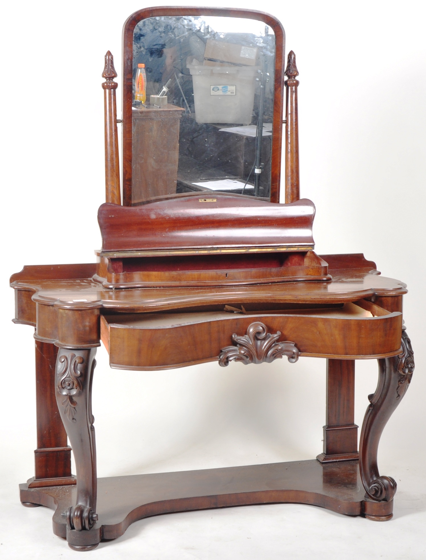 19TH CENTURY VICTORIAN MAHOGANY DUCHESS DRESSING TABLE - Image 13 of 13