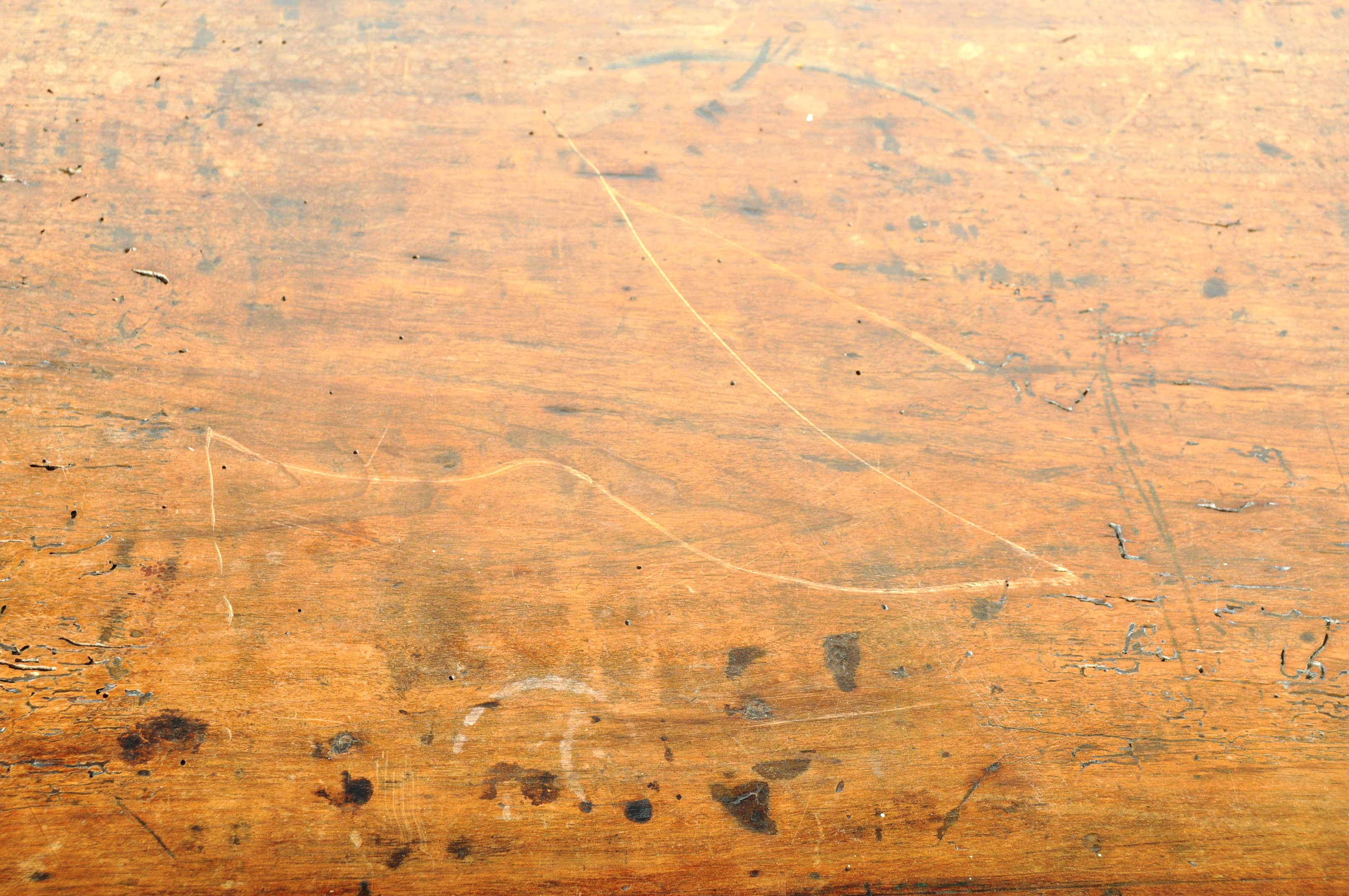 19TH CENTURY CHESTNUT WOOD REFECTORY DINING TABLE - Image 6 of 7