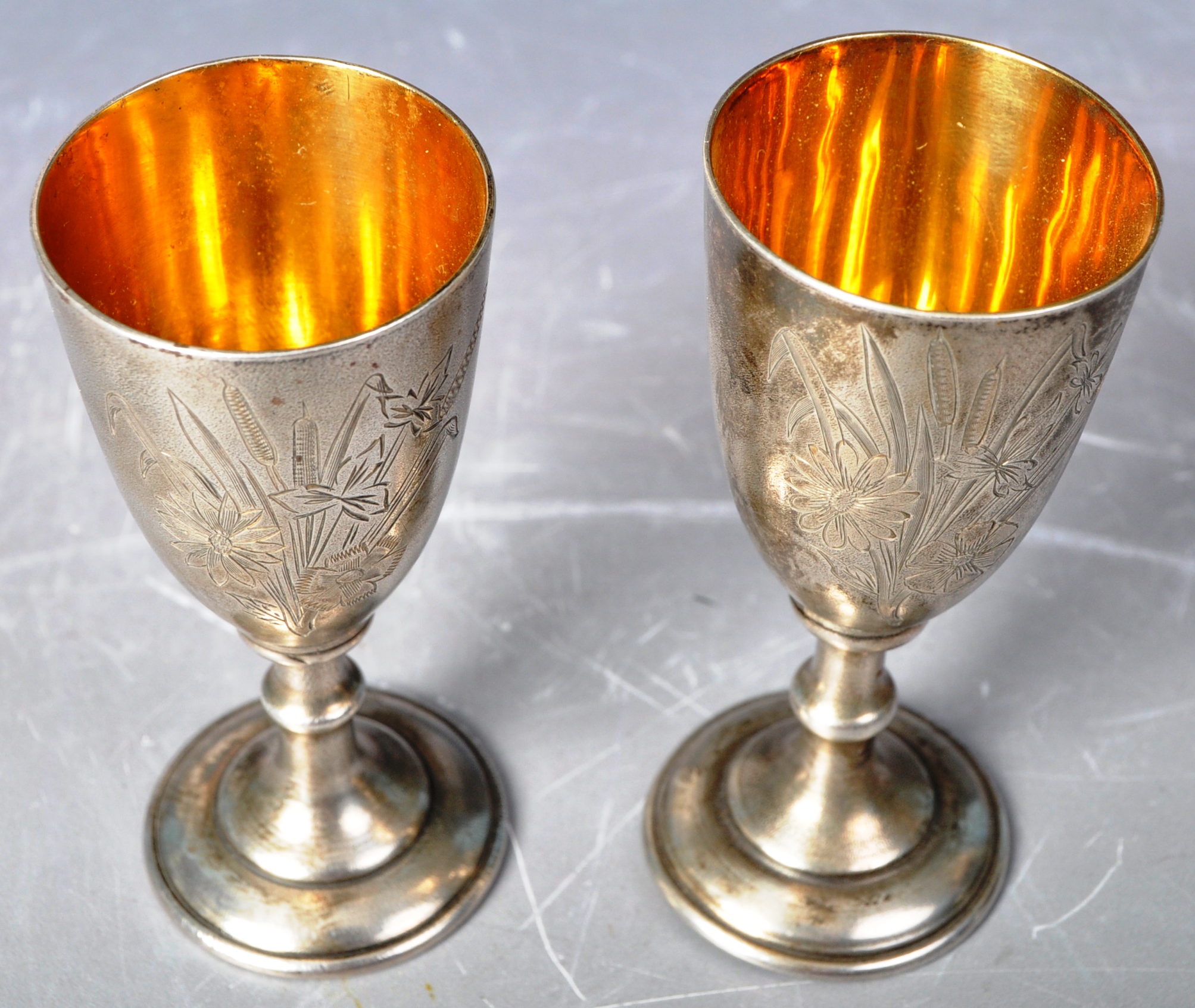 PAIR OF EARLY 20TH CENTURY RUSSIAN SILVER VODKA DRINKING CUPS - Image 6 of 6