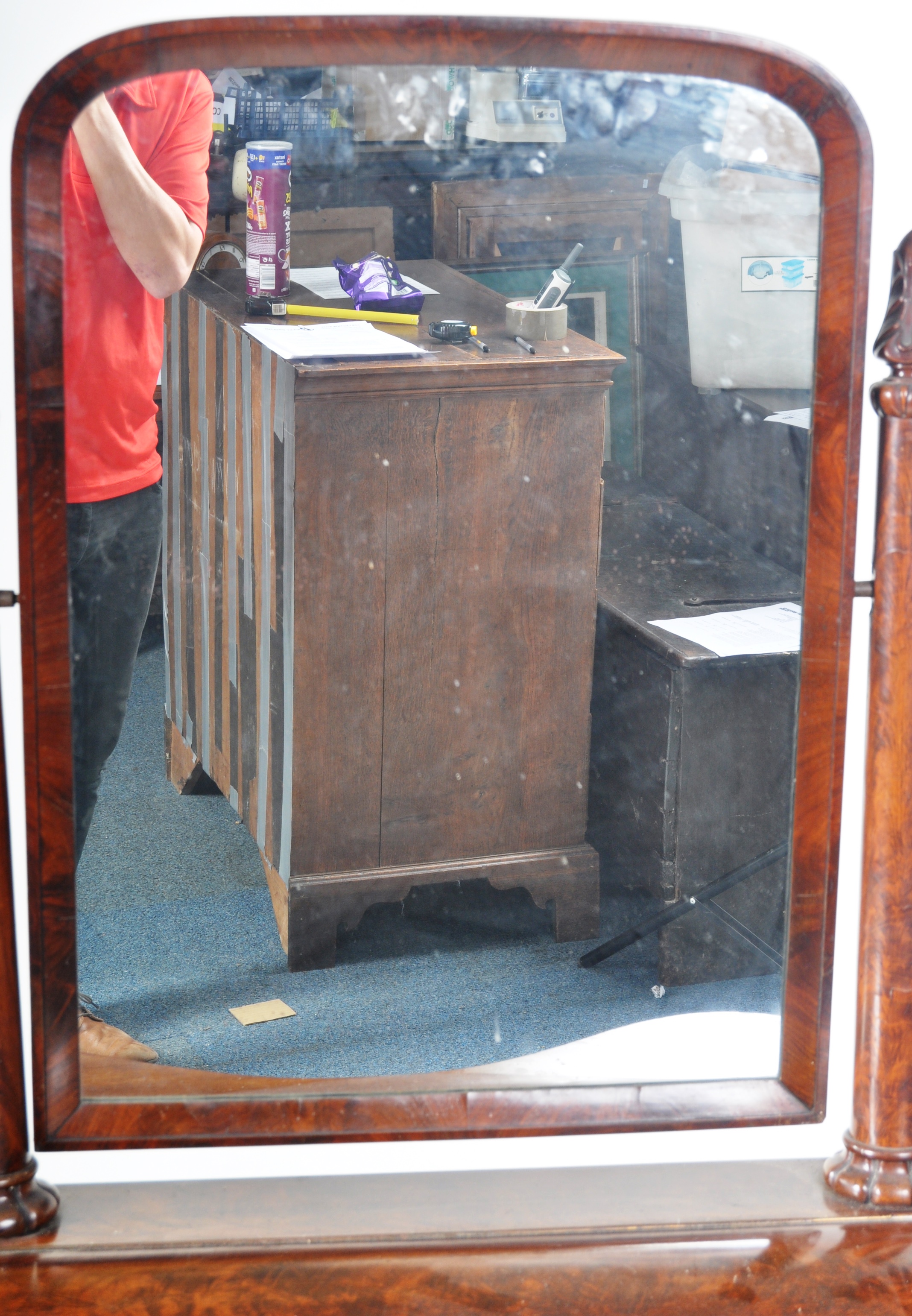 19TH CENTURY VICTORIAN MAHOGANY DUCHESS DRESSING TABLE - Image 3 of 13