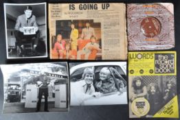 THE MOVE - MUSIC GROUP SELECTION OF MUSIC MEMORABILIA
