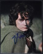 ELIJAH WOOD - LORD OF THE RINGS - SIGNED 8X10" PHOTO - AFTAL