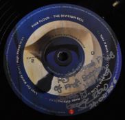 STEPHEN HAWKING (1942-2018) - AUTOGRAPHED THUMB PRINT PINK FLOYD LP