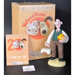 WALLACE & GROMIT - ROBERT HARROP - SIGNED LIMITED EDITION FIGURINE