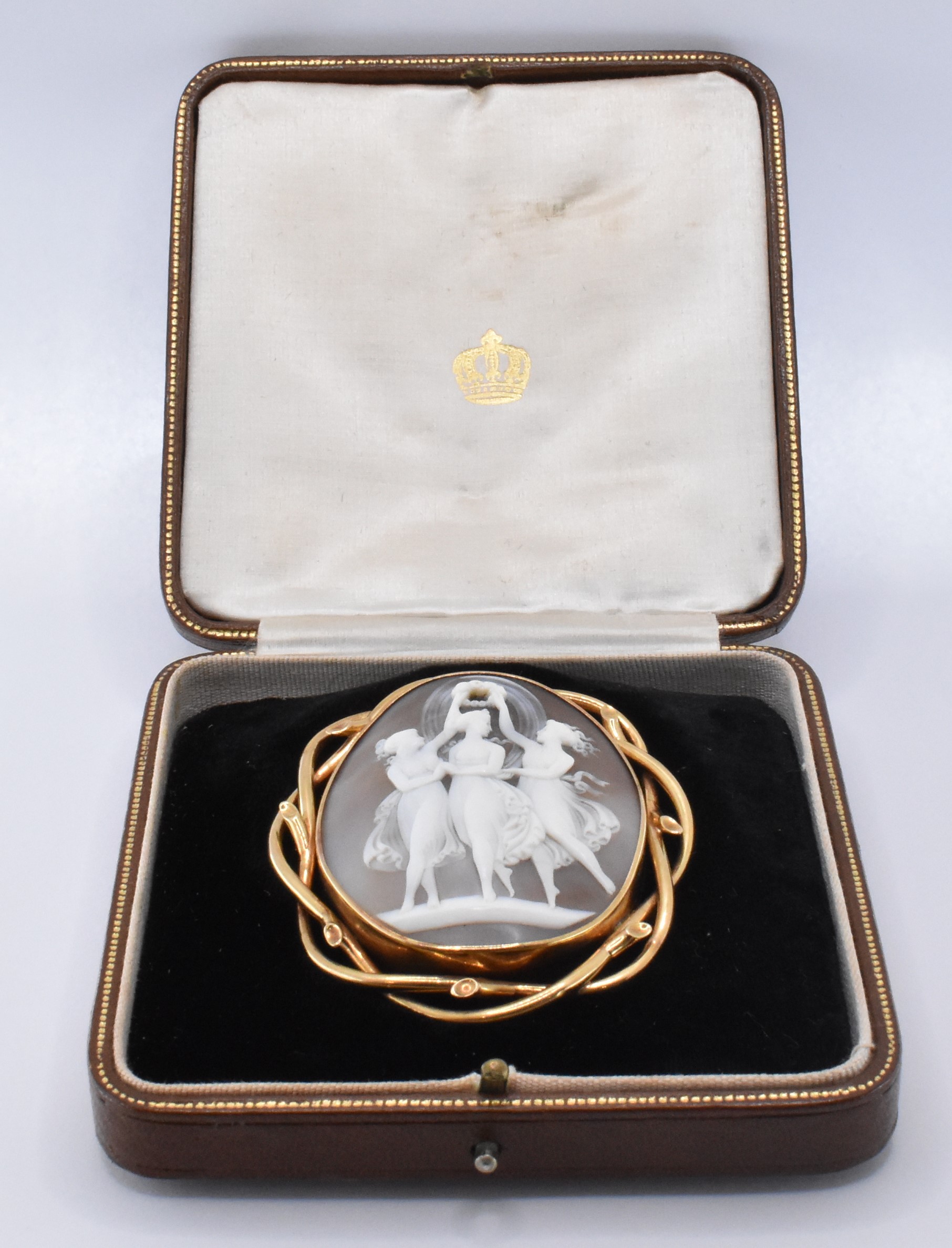 VICTORIAN GOLD & SHELL CAMEO BROOCH - Image 5 of 5