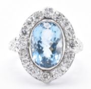 18CT AQUAMARINE & DIAMOND DRESS RING