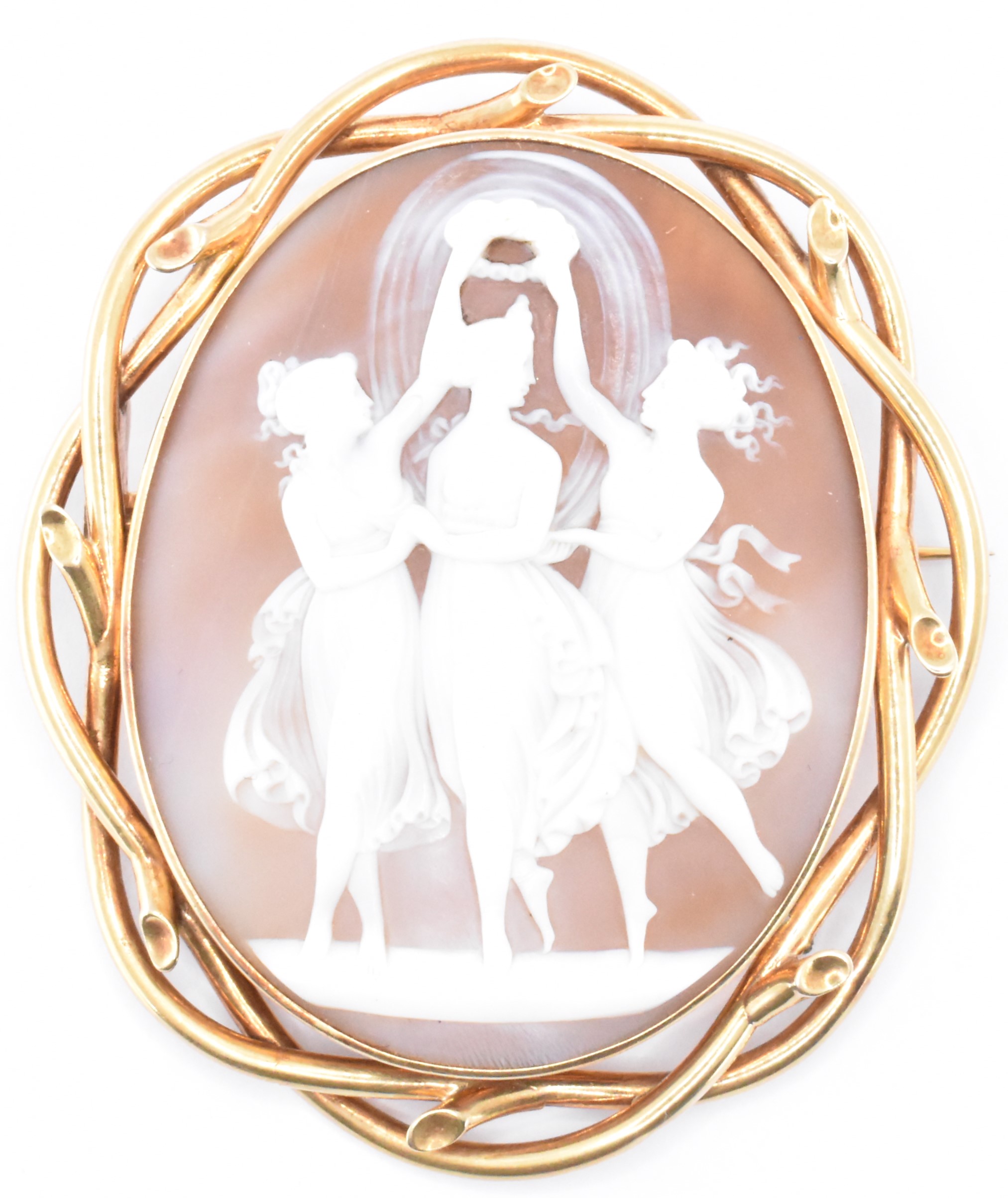 VICTORIAN GOLD & SHELL CAMEO BROOCH