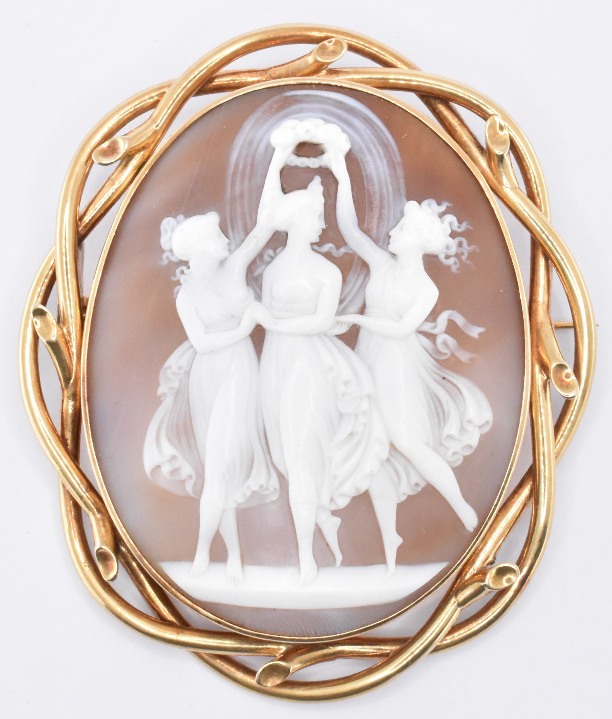 VICTORIAN GOLD & SHELL CAMEO BROOCH - Image 2 of 5
