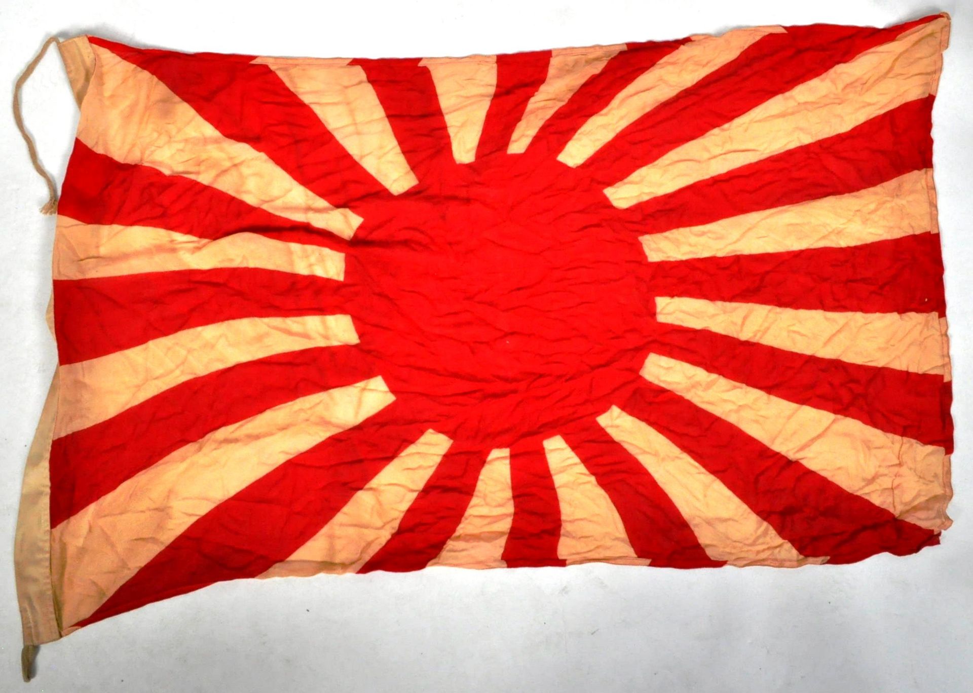 VINTAGE WWII RELATED JAPANESE COTTON BATTLE FLAG - Bild 6 aus 6