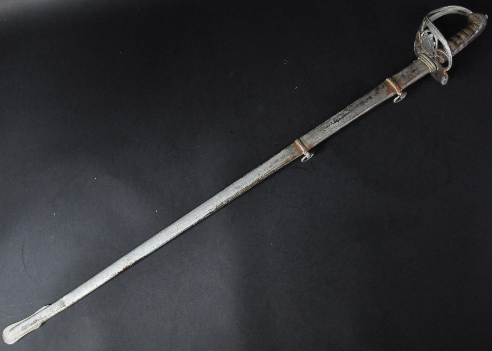 19TH CENTURY IRISH GUARDS REGIMENT SWORD - Bild 10 aus 10