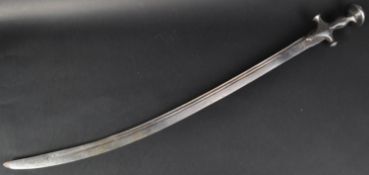 19TH CENTURY INDIAN TULWAR SWORD