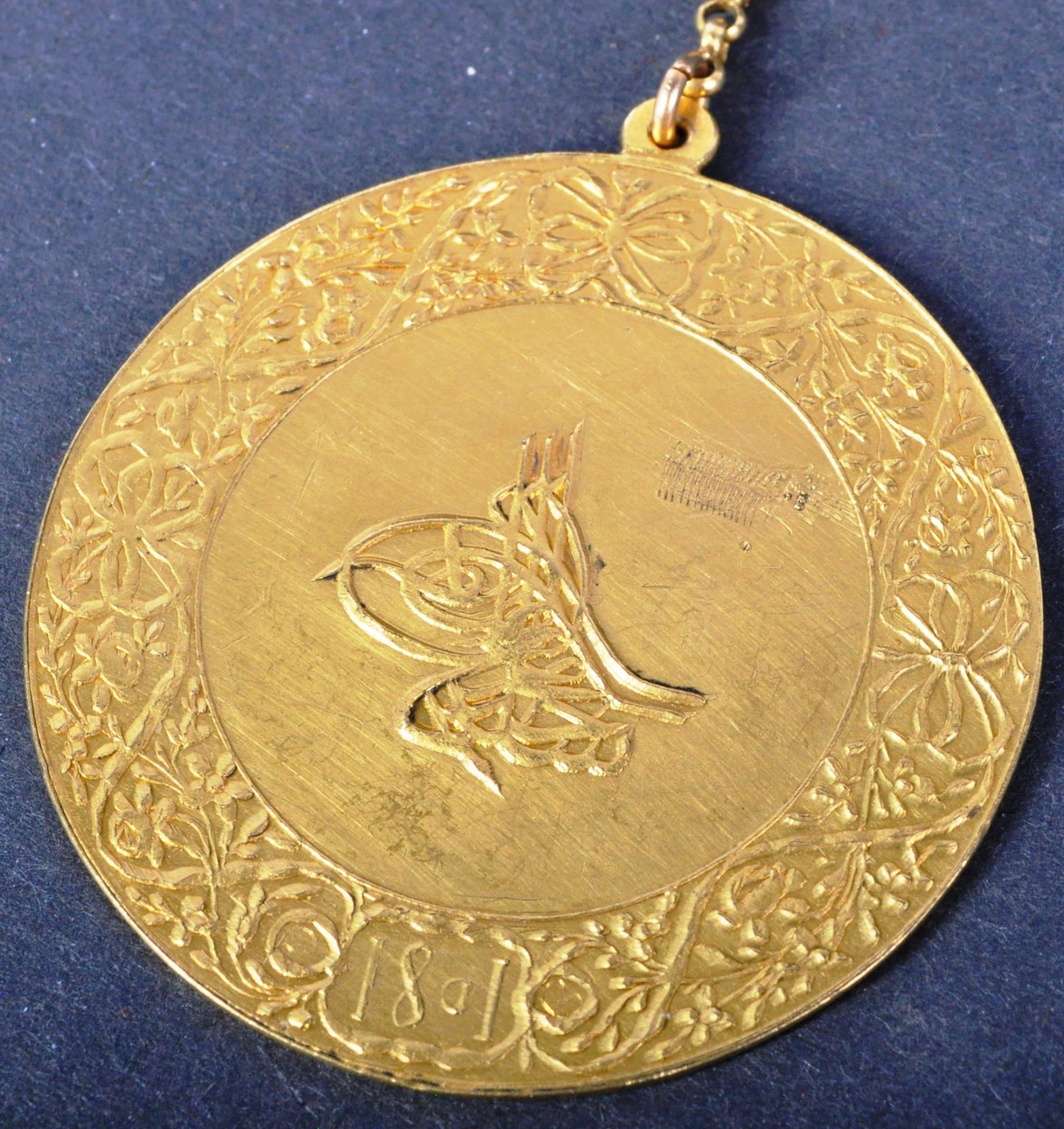 ORIGINAL SULTANS MEDAL FOR EGYPT GOLD MEDAL - Image 2 of 5