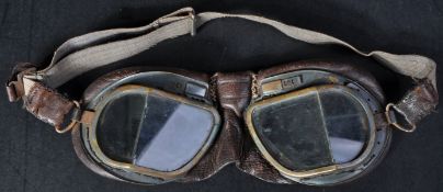 PAIR OF WWII SECOND WORLD WAR RAF MK III FLYING GOGGLES