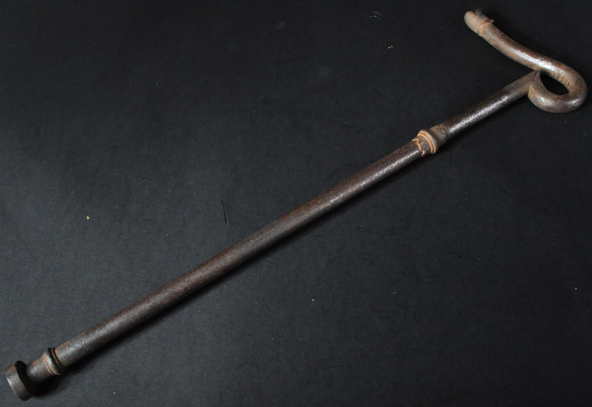 18TH CENTURY INDIAN FAKIR CRUTCH WITH CONCEALED BLADE
