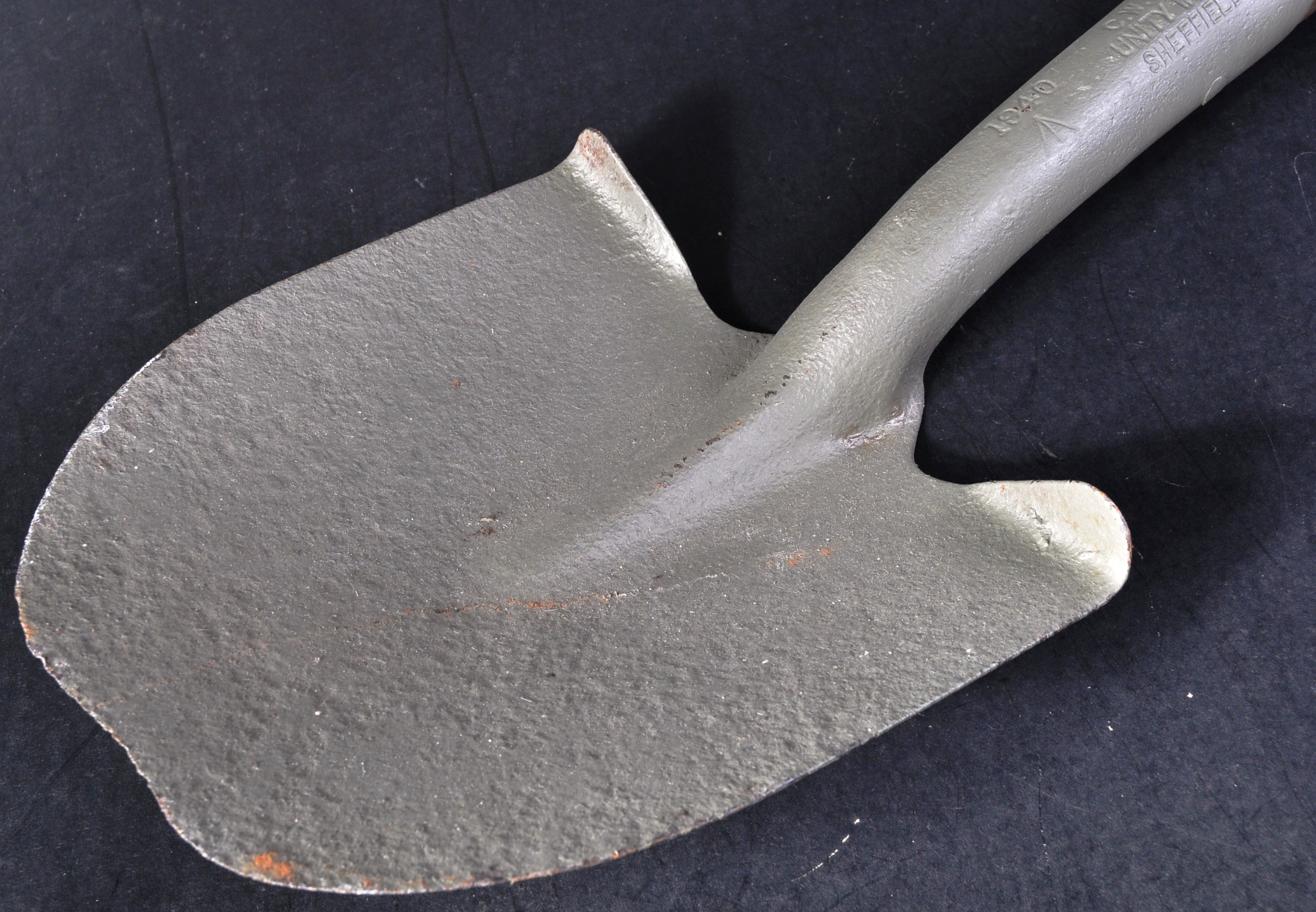 WWII SECOND WORLD WAR MILITARY TRENCHING SHOVEL - Image 5 of 6