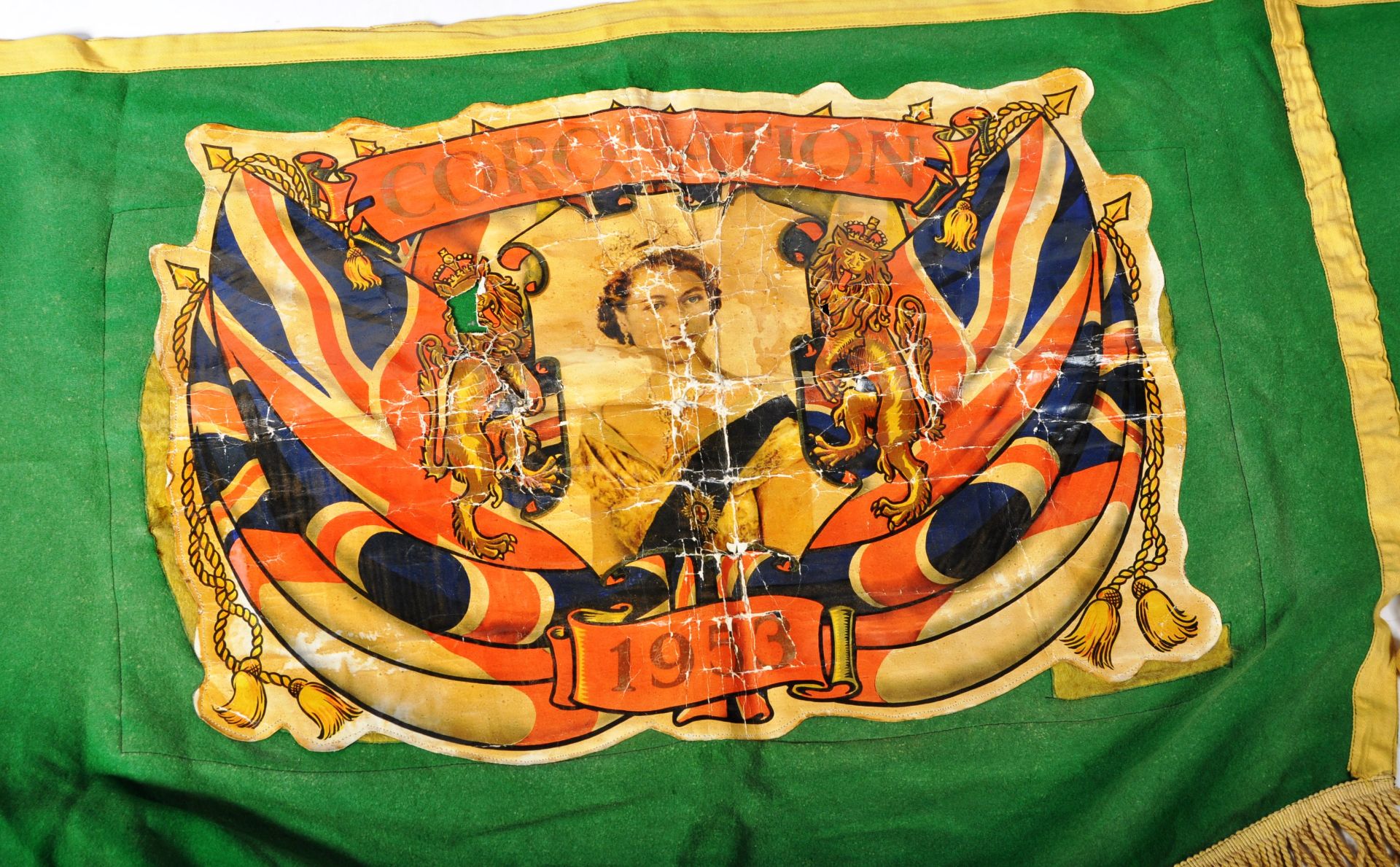 LARGE QUEEN ELIZABETH II CORONATION FLAG BANNER - Bild 2 aus 7