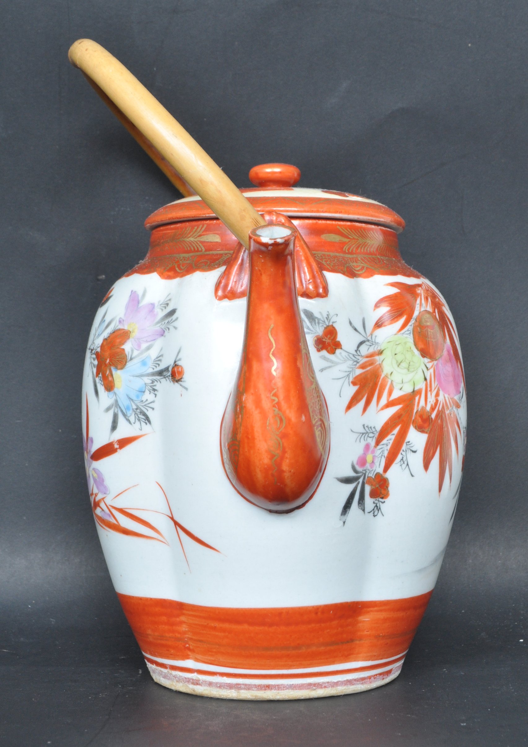 LATE 19TH CENTURY JAPANESE MEIJI SATSUMA WARE TEAPOT - Image 2 of 6