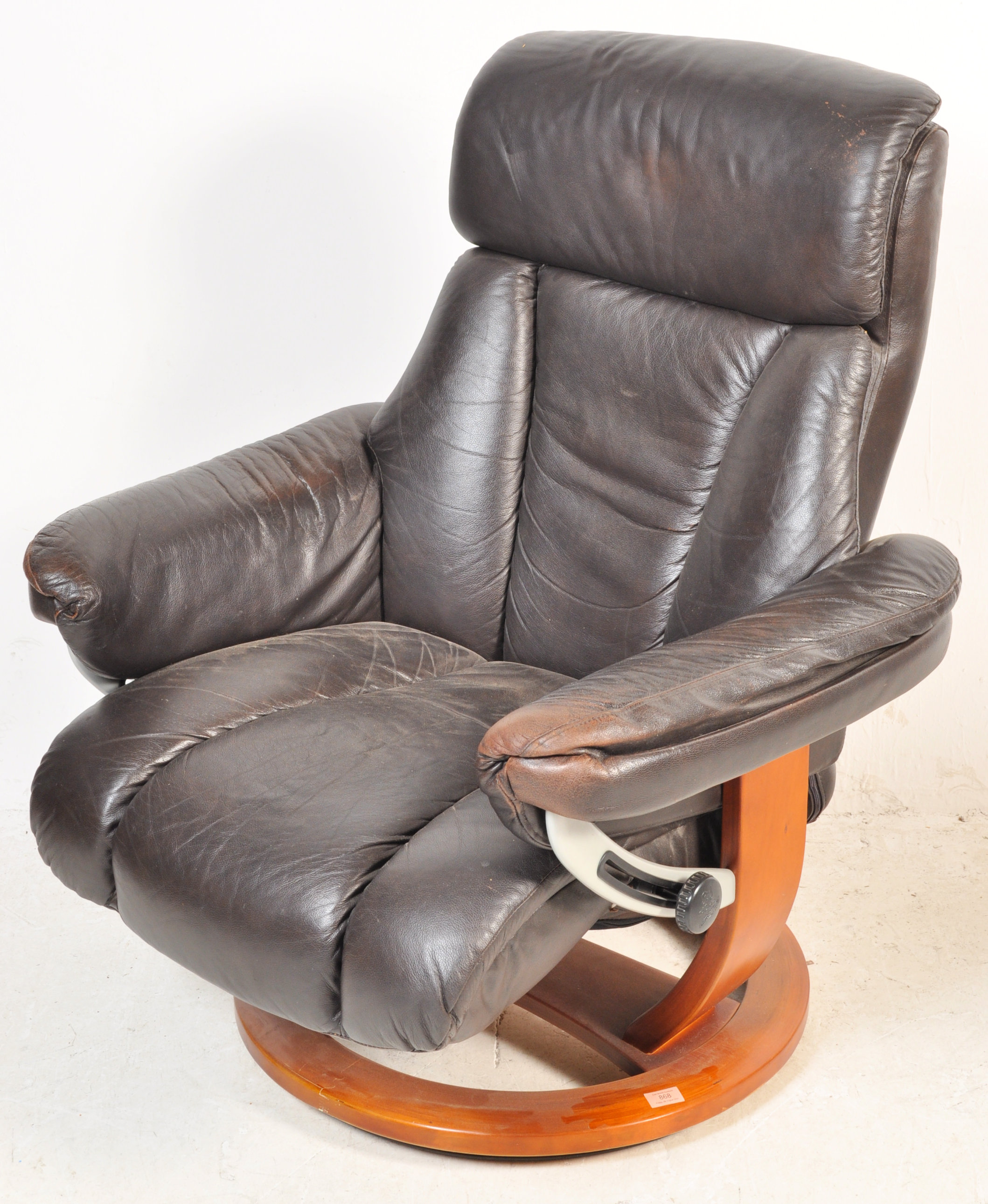 CONTEMPORARY STRESSLESS STYLE RECLINING ARMCHAIR - Image 2 of 6