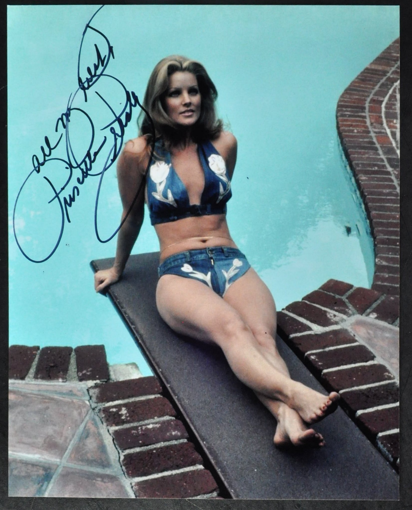 PRISCILLA PRESLEY - NAKED GUN - AUTOGRAPHED 8X10" PHOTOGRAPH