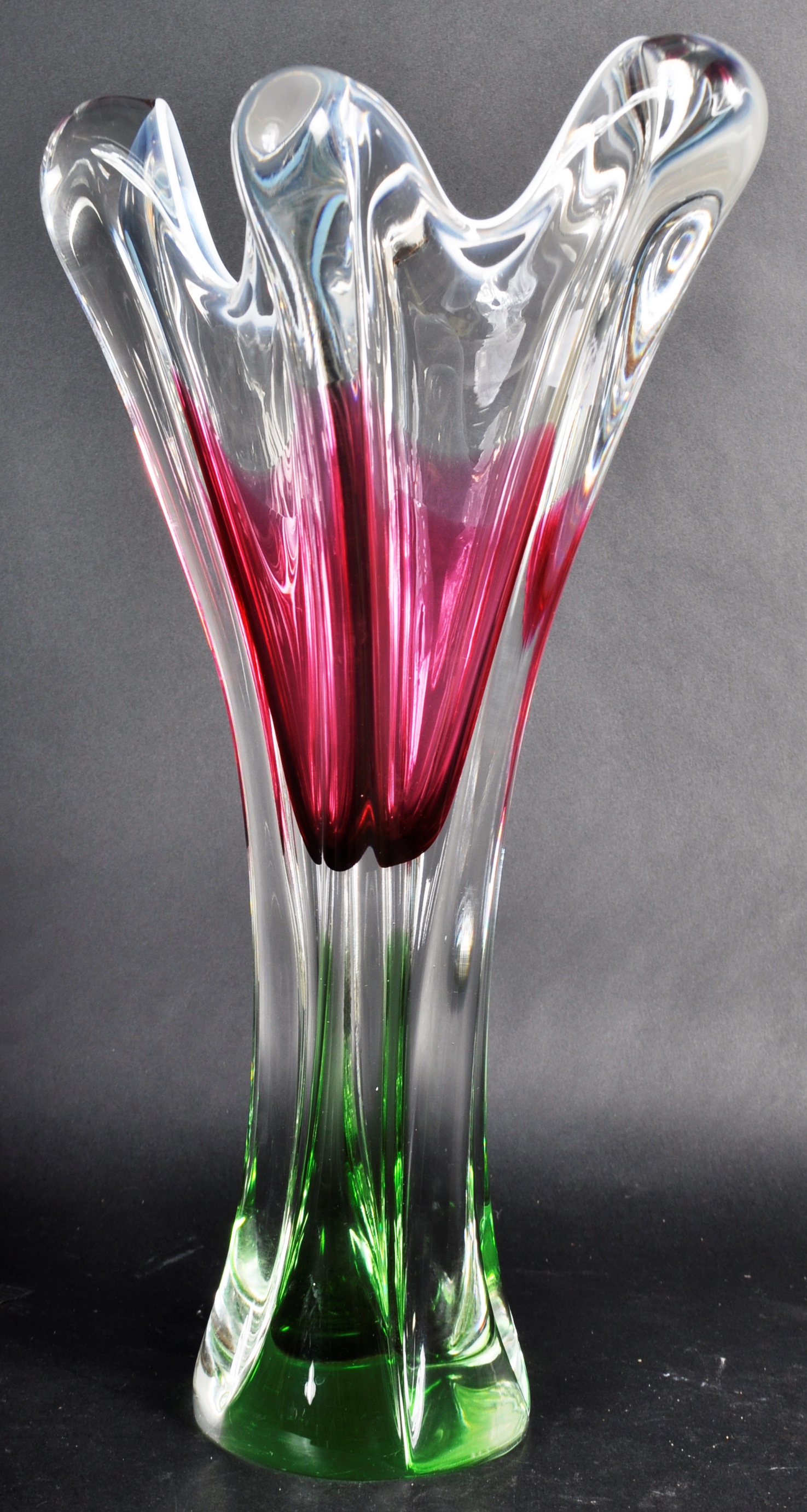 RETRO VINTAGE CZECH STUDIO ART GLASS VASE