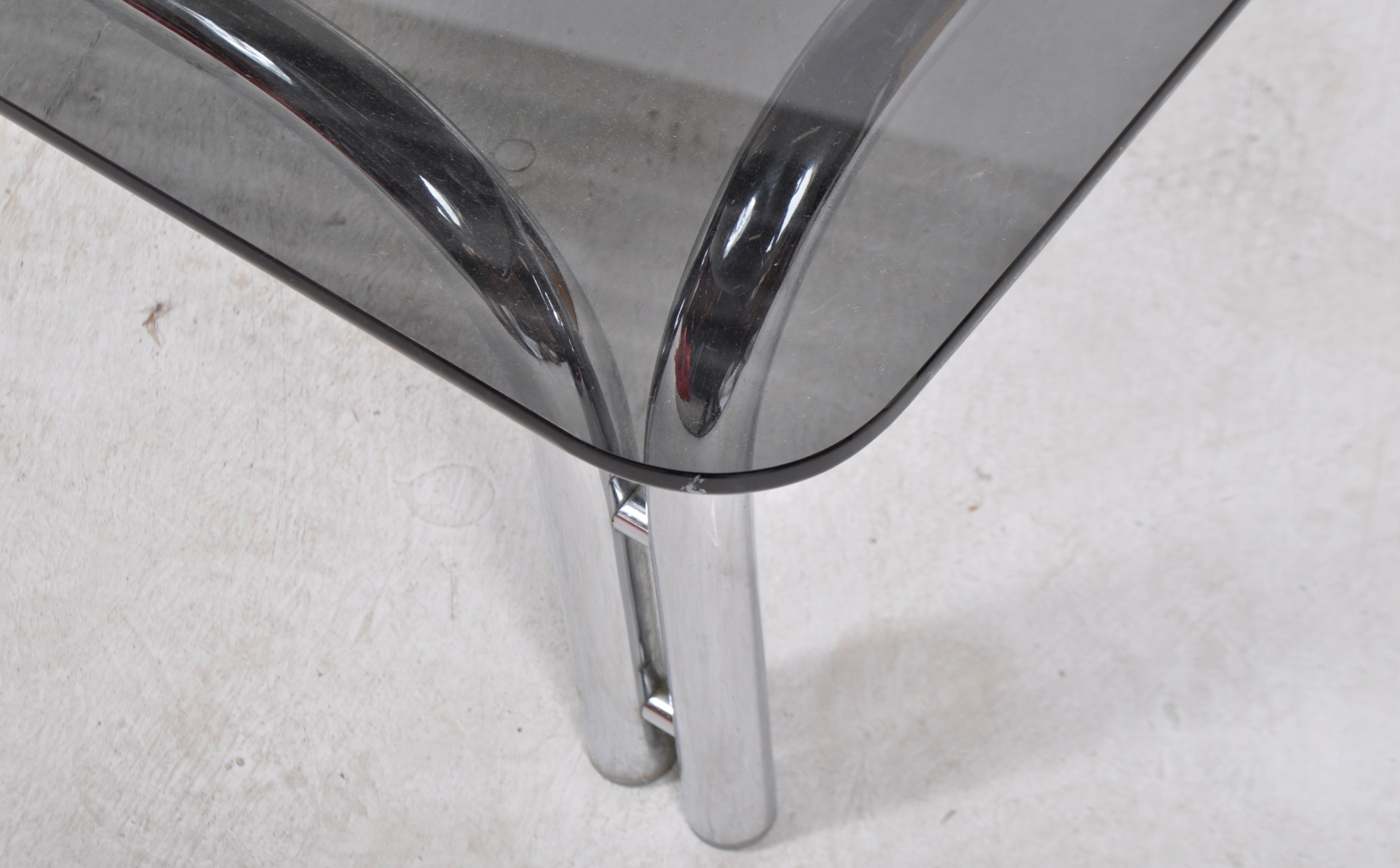 HEALS OF LONDON - LARGE CHROME AND GLASS TOPPED COFFEE TABLE - Image 6 of 6