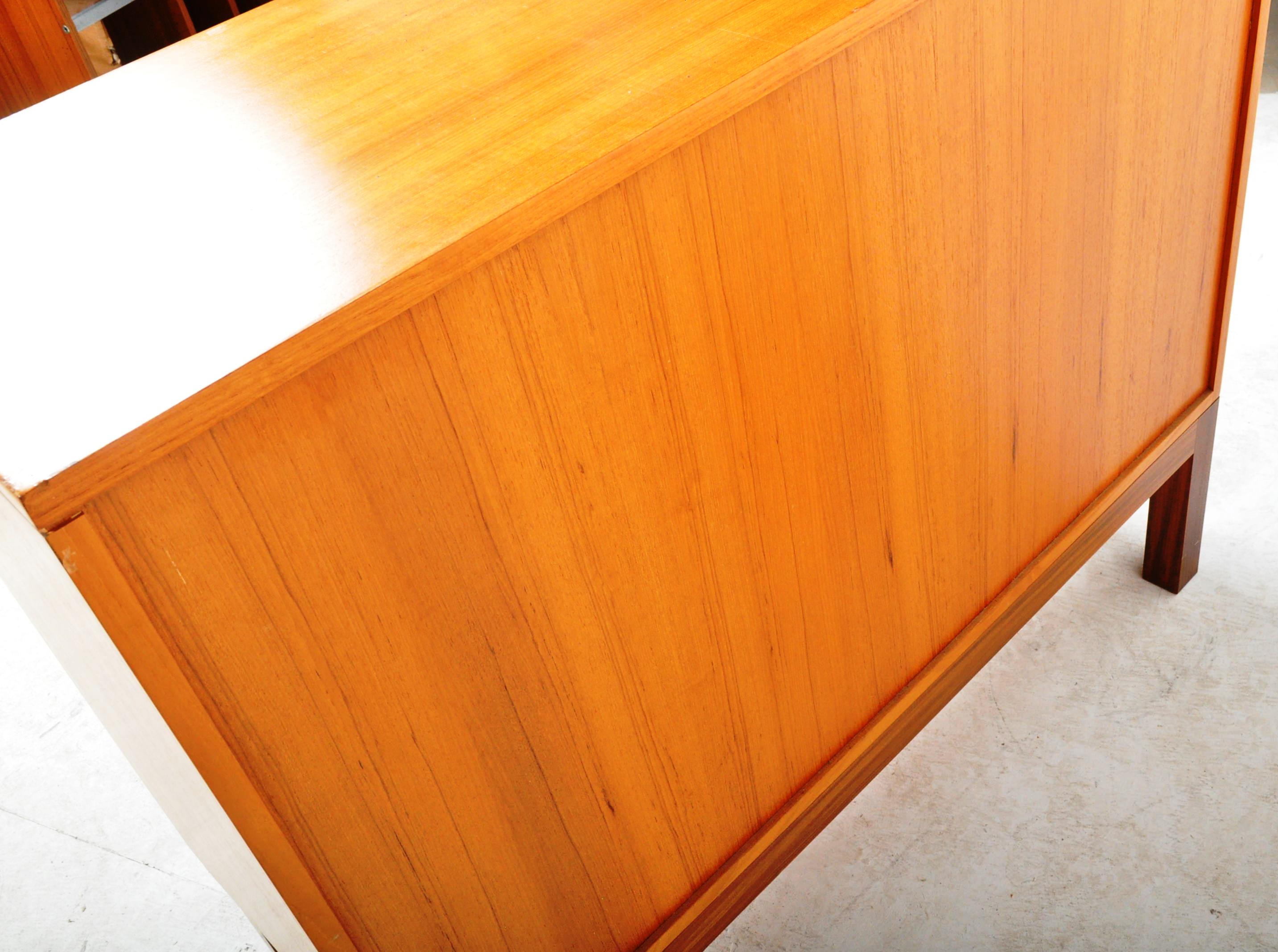 OFFICE FURNITURE - GOLD OAK BOOKCASE / DISPLAY CABINET - Image 5 of 5