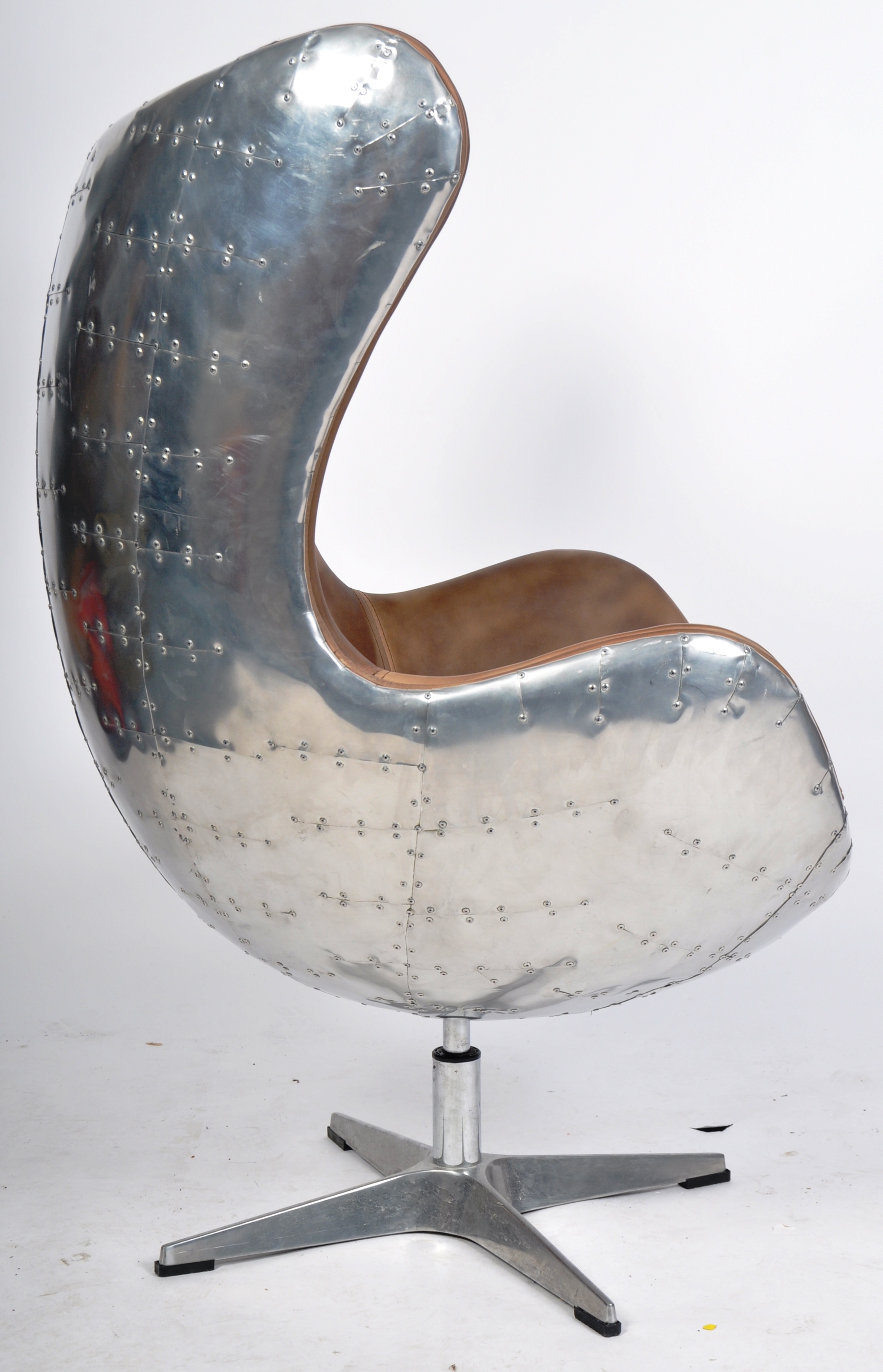 ANDREW MARTIN FURNITURE AVIATOR CHROME & LEATHER CHAIR - Image 6 of 9