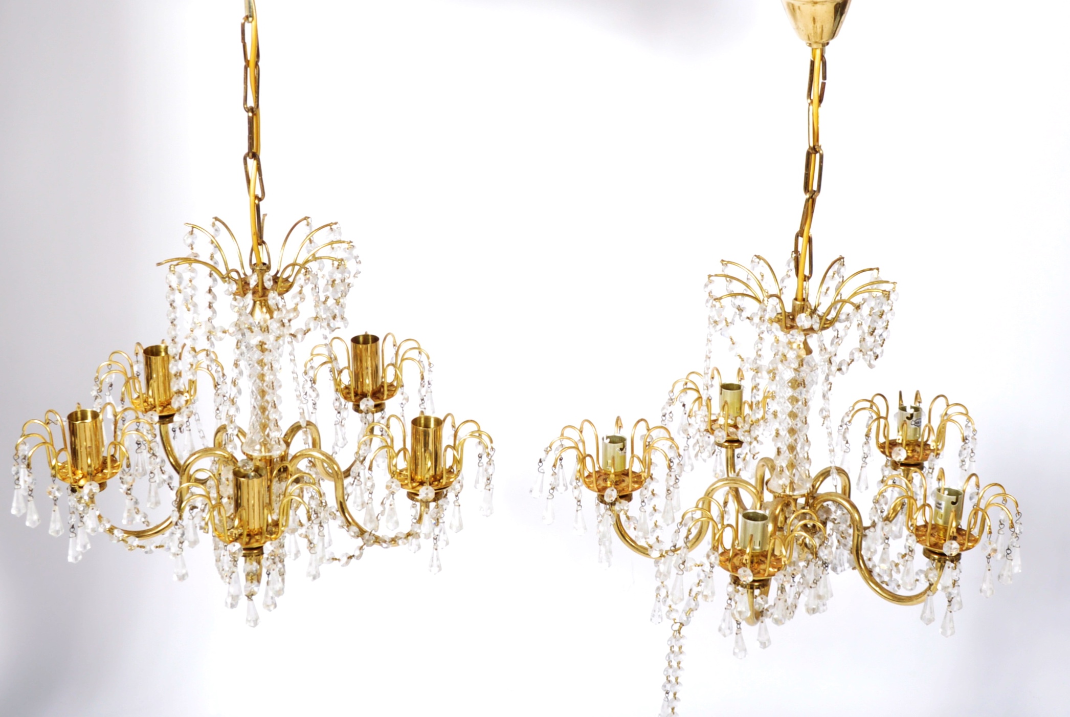 PRECIOSA - LUSTRY - MATCHING PAIR OF CHANDELIERS