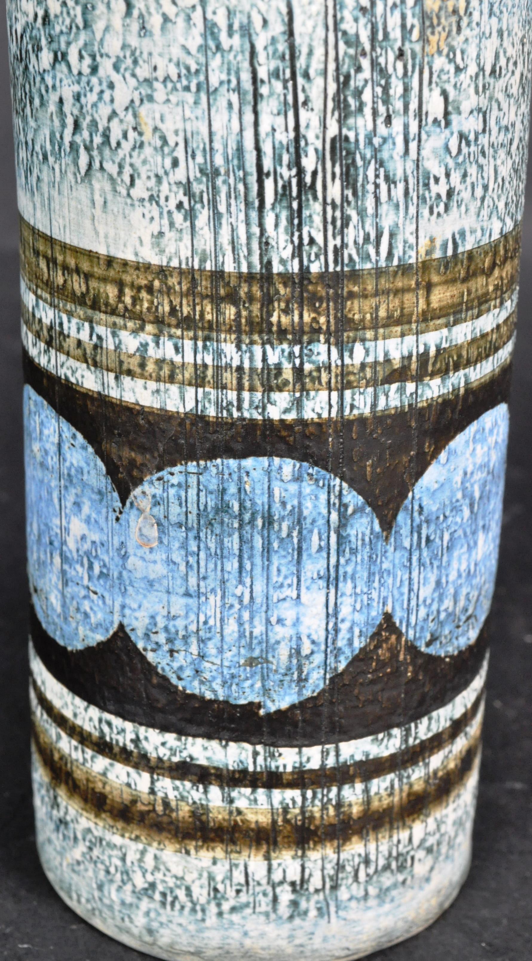 HONOR PERKINS FOR TROIKA - RETRO STUDIO ART POTTERY VASE - Image 4 of 5