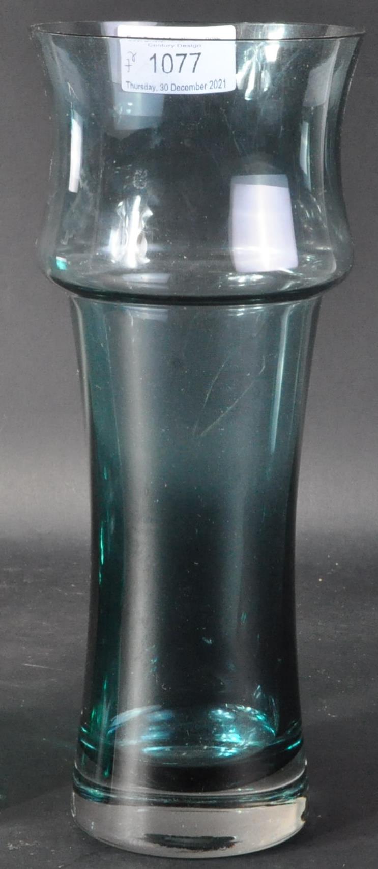 RIIHIMAKI - TWO RETRO MID CENTURY SCANDINAVIAN GLASS VASES - Image 4 of 6