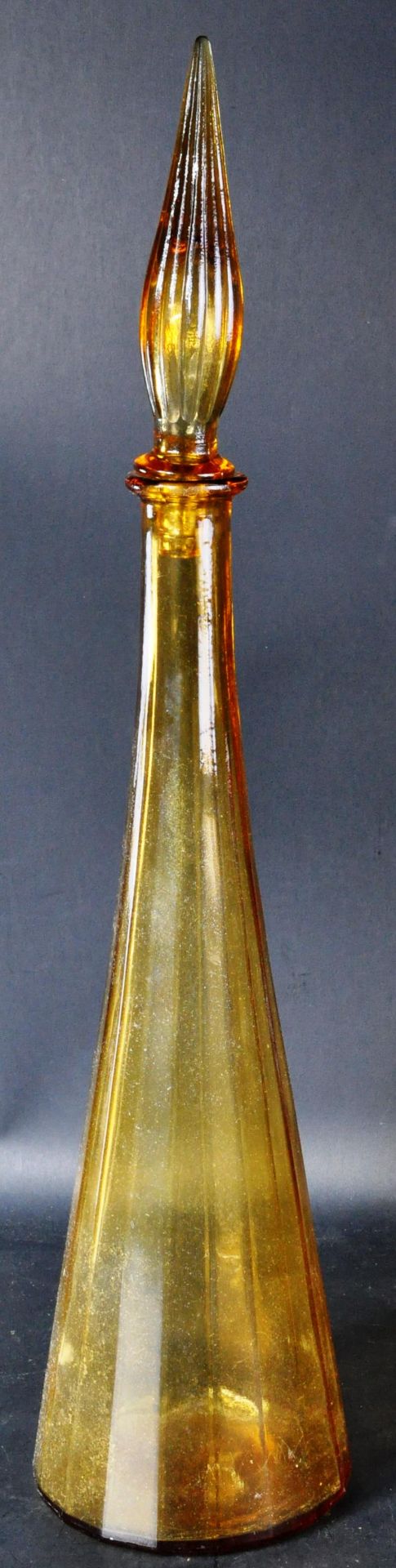 EMPOLI GLASS - COLLECTION OF FOUR AMBER COLOURED GENIE BOTTLES - Bild 6 aus 9