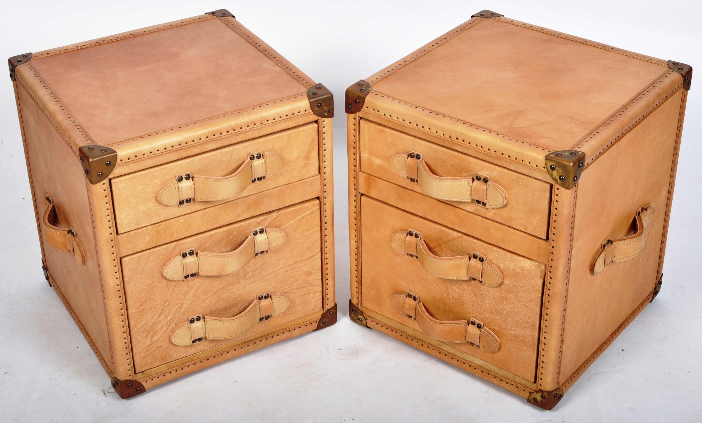ANDREW MARTIN - PARCHMENT LEATHER PAIR OF BEDSIDE CHESTS - Image 2 of 8