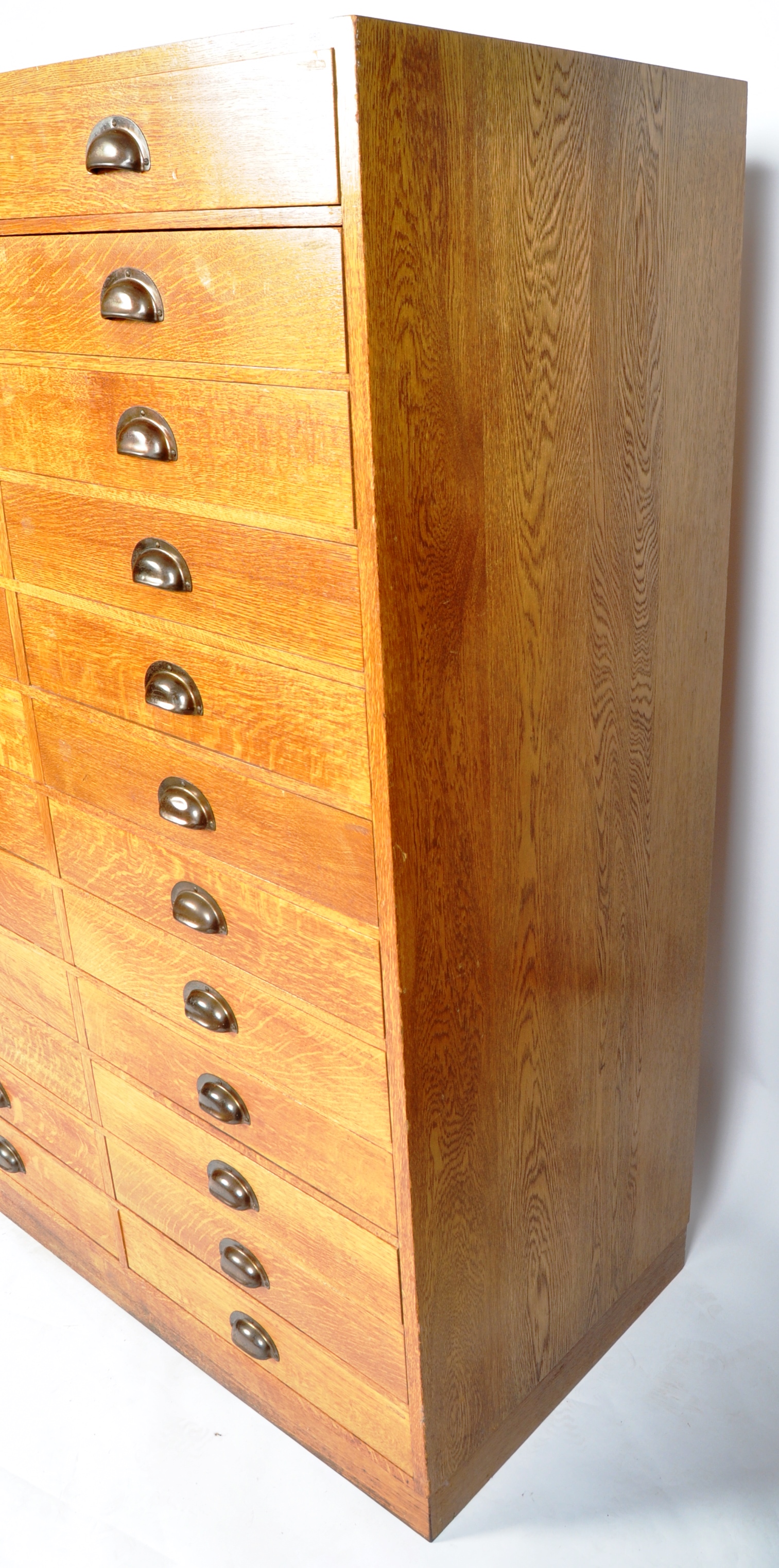 1930'S HABERDASHERY / SHOP OAK DUAL BANK OF DRAWERS - Image 4 of 7