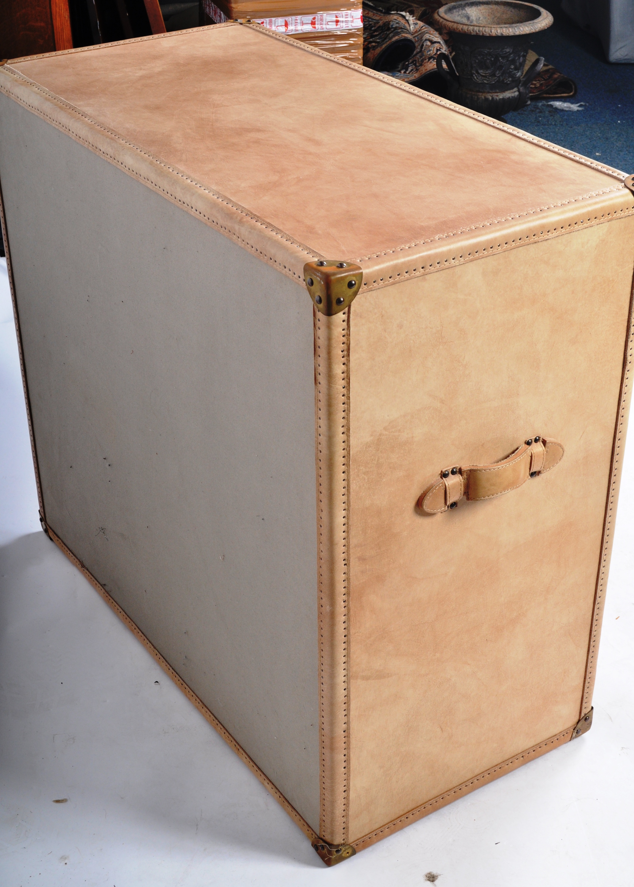 ANDREW MARTIN - PARCHMENT LEATHER CHEST OF DRAWERS - Image 8 of 10