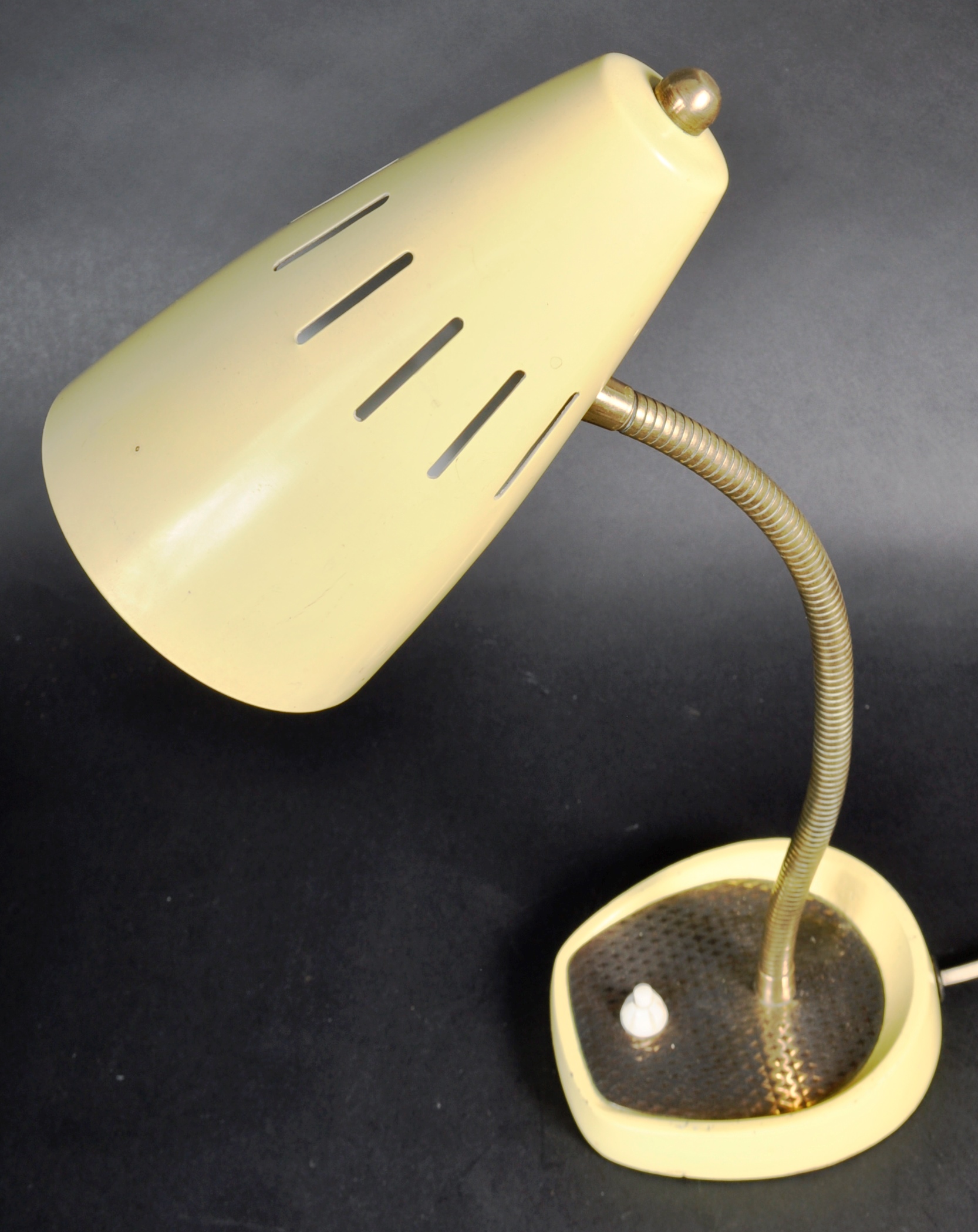 PIFCO - MODEL 971 - 1970'S GOOSENECK DESK LAMP - Image 2 of 5