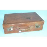 An early-20th century "Aldersgate" brown leather suitcase, 56 x 35 x 16cm.