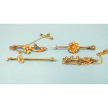 Four small Victorian bar brooches set seed pearls, 10g.