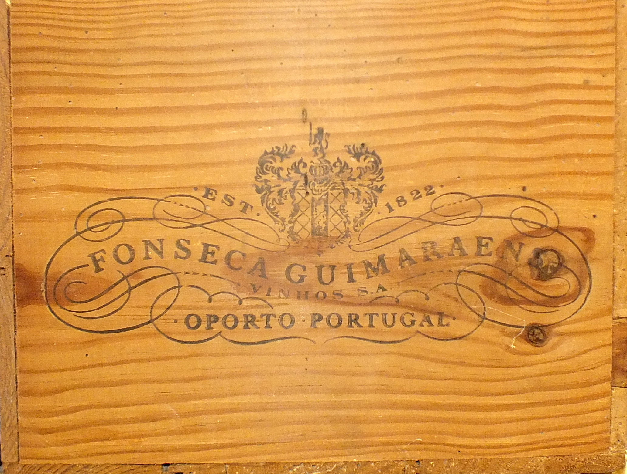 Fonseca Guimaraens vintage Port 1985, twelve bottles, in original wooden crate, (lid lacking), (12). - Image 4 of 4