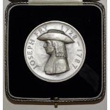 A Joseph Fry 1728-1787 Bicentenary of his Birth 1928 silver medal by H Youngman, obverse bust of Fry