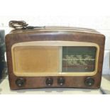 A Cossor Melody Maker model 501 AC Bakelite radio.