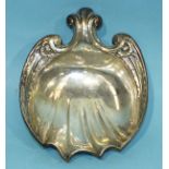 A silver scallop shell butter dish by Walker & Hall, Sheffield 1911, ___2.74oz.