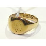 An 18ct gold signet ring, size O, 6.1g.