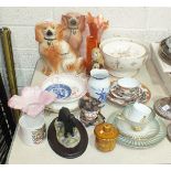 A Crown Devon Fieldings 'Spring'-decorated fruit bowl and six matching dishes, a Border Fine Arts '