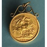 An Edward VII 1906 gold sovereign in 9ct gold pendant mount, 9.4g.
